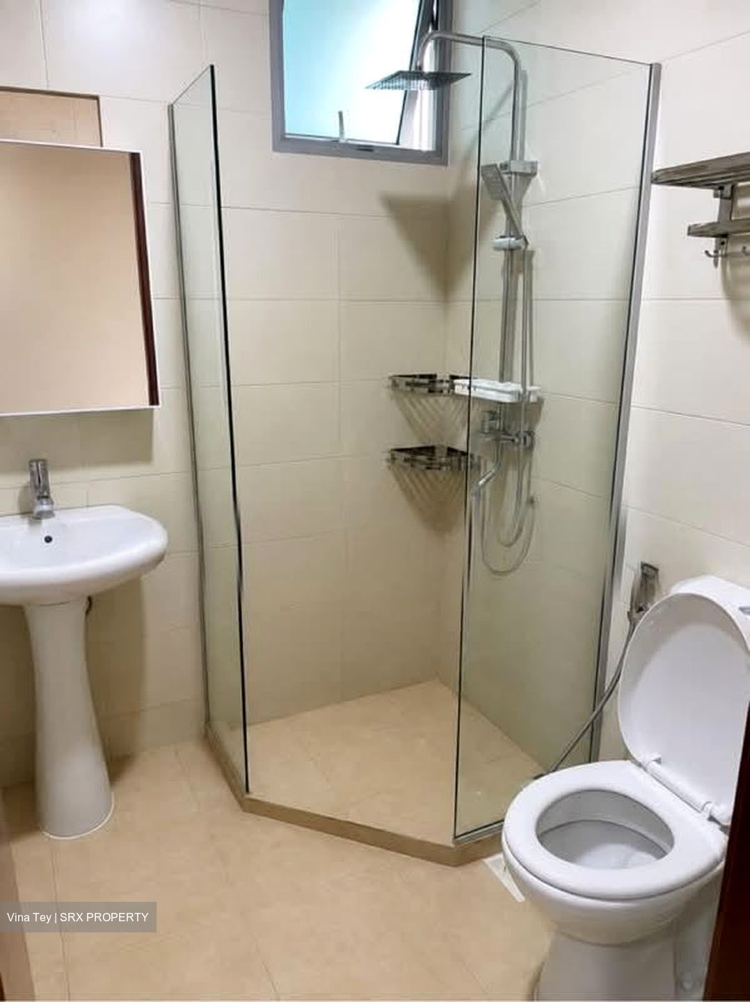 Whitewater (D18), Condominium #597135861